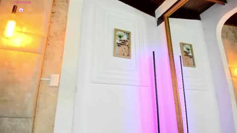 Snapshot of alessialondon chatting on 4, 3, 2025 Alessia online show from 4, 3, 2025