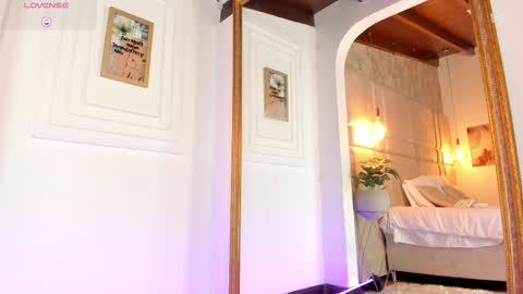 Snapshot of alessialondon chatting on 7, 3, 2025 Alessia online show from 7, 3, 2025