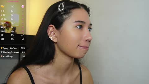 Alessia Meow online show from 12, 1, 2025