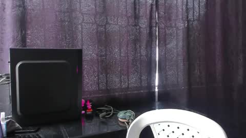 Snapshot of alessio_vale chatting on 19, 4, 2026 alessio Vale online show from 19, 4, 2026