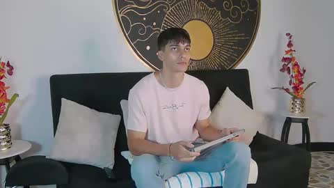 Alessio online show from 13, 11, 2025