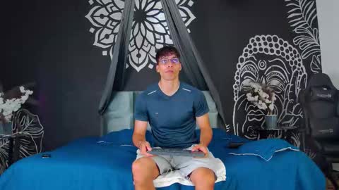 Alessio online show from 21, 12, 2025