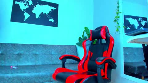 Snapshot of alessrose22 chatting on 2, 3, 2026 Aless Rose online show from 2, 3, 2026