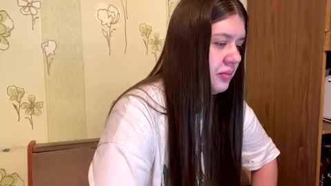 Aletta Oushen online show from 9, 2, 2025