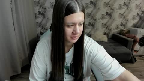 Aletta Oushen online show from 1, 4, 2026