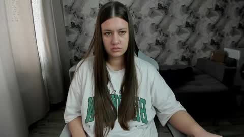 Aletta Oushen online show from 18, 4, 2026