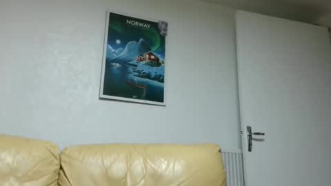 Alex83530 online show from 31, 12, 2024