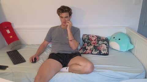 Alex83530 online show from 20, 12, 2025