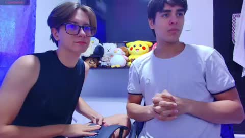 Snapshot of alex_and_fabian chatting on 22, 6, 2026 sneider online show from 22, 6, 2026