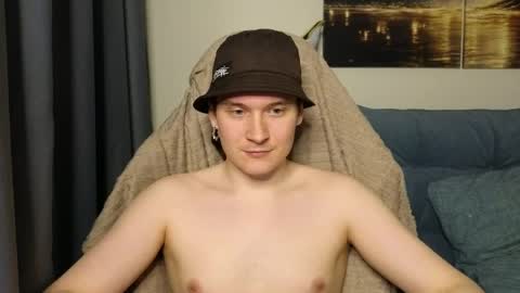 Snapshot of alex_candy_pump chatting on 24, 5, 2026 FAVORITE online show from 24, 5, 2026