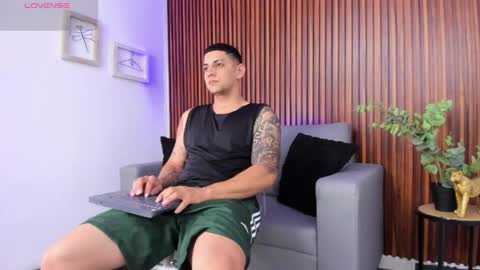 alex online show from 15, 4, 2026