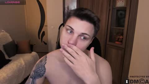 Snapshot of alex_milson chatting on 24, 11, 2025 alex_milson online show from 24, 11, 2025