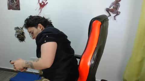 Snapshot of alex_parker07 chatting on 15, 12, 2024 Alex Parker online show from 15, 12, 2024