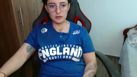 Snapshot of alex_parker07 chatting on 4, 1, 2025 Alex Parker online show from 4, 1, 2025