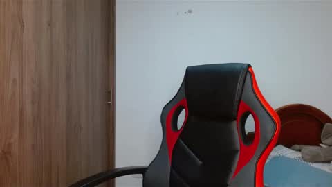 Snapshot of alex_parker07 chatting on 22, 1, 2025 Alex Parker online show from 22, 1, 2025