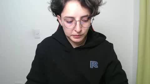 Snapshot of alex_parker07 chatting on 16, 2, 2025 Alex Parker online show from 16, 2, 2025