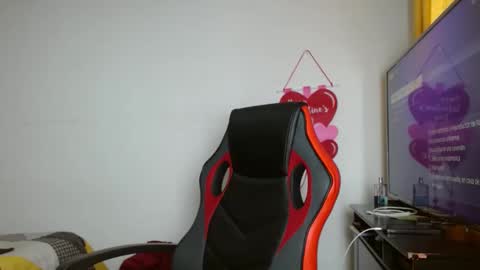 Snapshot of alex_parker07 chatting on 25, 2, 2025 Alex Parker online show from 25, 2, 2025