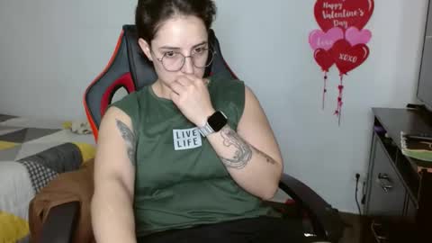 Snapshot of alex_parker07 chatting on 4, 3, 2025 Alex Parker online show from 4, 3, 2025