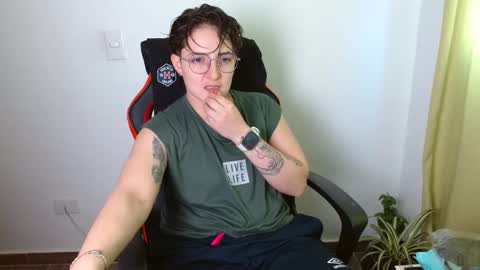 Snapshot of alex_parker07 chatting on 11, 3, 2025 Alex Parker online show from 11, 3, 2025