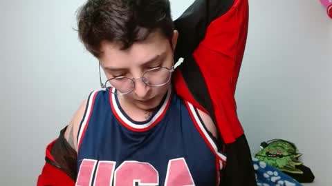 Snapshot of alex_parker07 chatting on 13, 10, 2025 Alex Parker online show from 13, 10, 2025