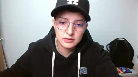 Snapshot of alex_parker07 chatting on 17, 10, 2025 Alex Parker online show from 17, 10, 2025