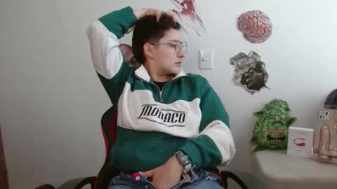 Snapshot of alex_parker07 chatting on 6, 11, 2025 Alex Parker online show from 6, 11, 2025