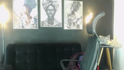 Snapshot of alex_saints_ce chatting on 13, 11, 2025 Alex Saints online show from 13, 11, 2025