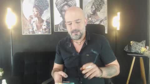 Snapshot of alex_saints_ce chatting on 16, 11, 2025 Alex Saints online show from 16, 11, 2025