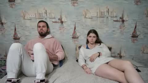 Snapshot of alex_sarah_sex chatting on 13, 10, 2025 Alex and Sarah online show from 13, 10, 2025