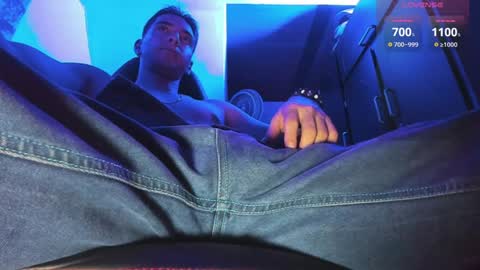 Snapshot of alex_smith0 chatting on 7, 12, 2024     online show from 7, 12, 2024