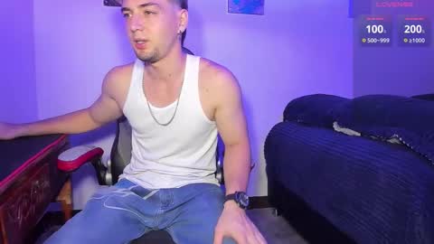 Snapshot of alex_smith0 chatting on 4, 10, 2025     online show from 4, 10, 2025