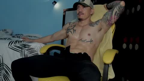 Snapshot of alex_sthorm chatting on 12, 10, 2025 alex_sthorm online show from 12, 10, 2025