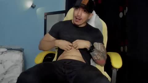 Snapshot of alex_sthorm chatting on 28, 10, 2025 alex_sthorm online show from 28, 10, 2025