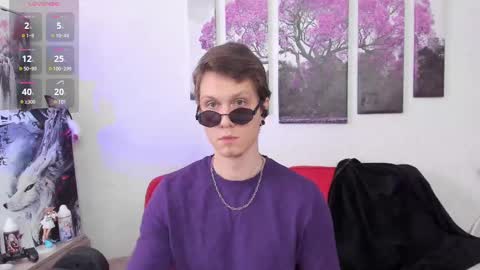 Alex WandHot online show from 7, 3, 2025