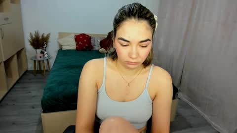 Snapshot of alexa_dolly chatting on 23, 12, 2025 Alexa online show from 23, 12, 2025