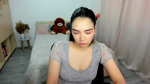 Snapshot of alexa_dolly chatting on 24, 6, 2026 Alexa online show from 24, 6, 2026