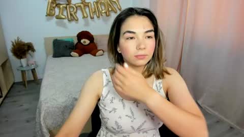 Snapshot of alexa_dolly chatting on 20, 7, 2026 Alexa online show from 20, 7, 2026