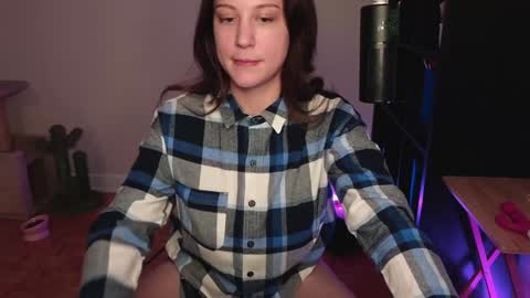 dont be afraid to click social media link its  working  just click on that  online show from 6, 12, 2024