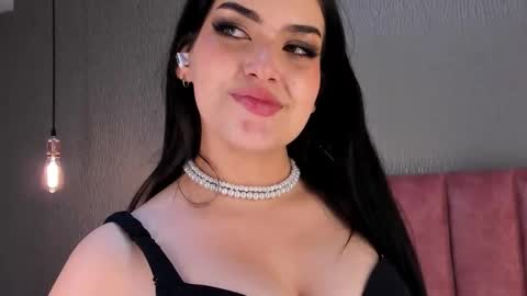 Alexa Thaylor online show from 7, 11, 2025