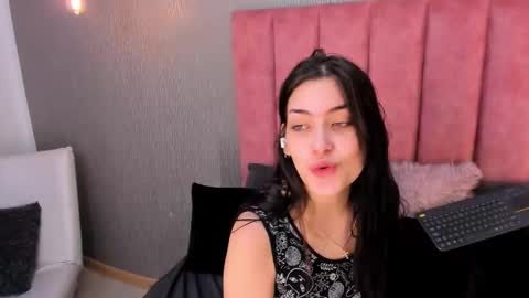 Alexa Thaylor online show from 28, 11, 2025