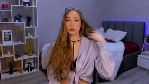 Snapshot of alexaharmon chatting on 21, 11, 2025 AlexaHarmon online show from 21, 11, 2025