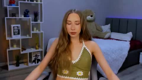 Snapshot of alexaharmon chatting on 25, 11, 2025 AlexaHarmon online show from 25, 11, 2025