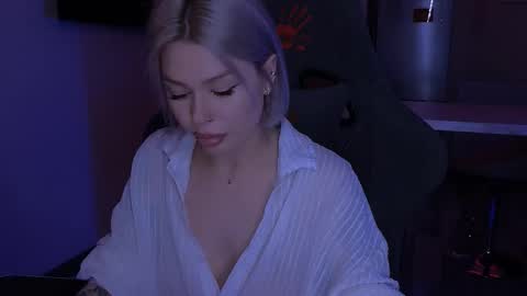 Snapshot of alexamason chatting on 1, 11, 2025 Alexa Mason online show from 1, 11, 2025