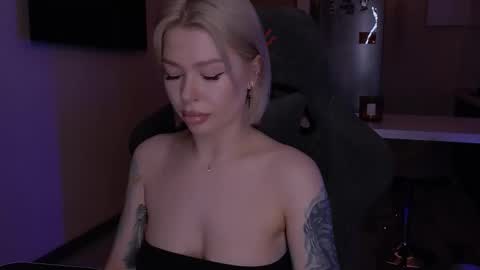 Snapshot of alexamason chatting on 23, 11, 2025 Alexa Mason online show from 23, 11, 2025