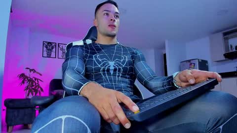 Alex Collin online show from 19, 12, 2024