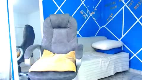 Snapshot of alexander_megan chatting on 4, 12, 2024 alexander online show from 4, 12, 2024