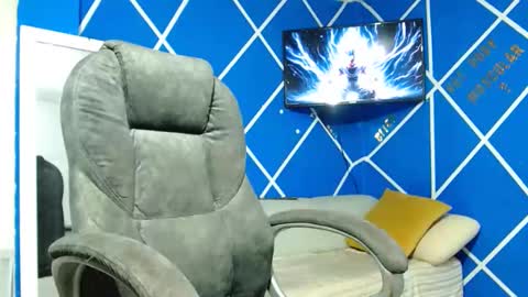 Snapshot of alexander_megan chatting on 12, 10, 2025 alexander online show from 12, 10, 2025