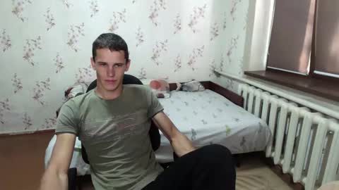 Snapshot of alexanderstrongs chatting on 22, 9, 2025 alexanderstrongs online show from 22, 9, 2025