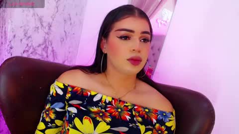 Snapshot of alexandra_evanz chatting on 11, 3, 2025 Alexandra Spellman online show from 11, 3, 2025