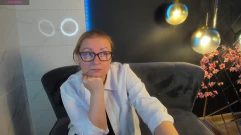 Snapshot of alexandra_kind chatting on 14, 12, 2024 Alexandra online show from 14, 12, 2024